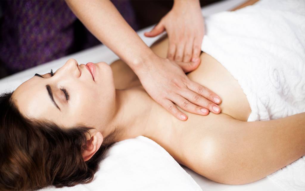 Массаж груди